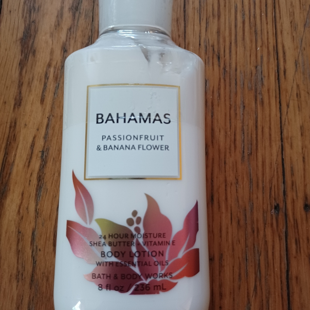 BATH AND BODY WORKS